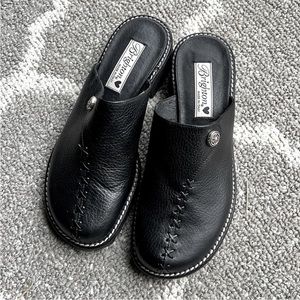 NWOT Brighton Heidi Slip On Mules